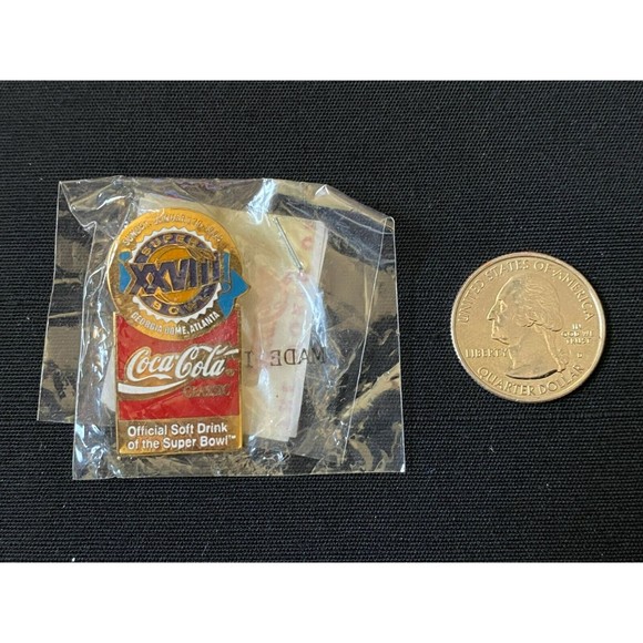 1994 Super Bowl XXVIII Pin Coca Cola NFL - Small - Picture 2 of 2